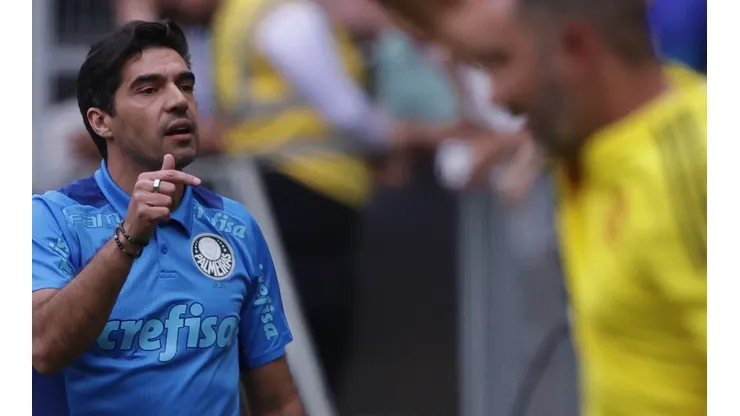 Foto: Ettore Chiereguini/AGIF - Abel Ferreira deu sua opinião a respeito de eliminação do Flamengo no Mundial