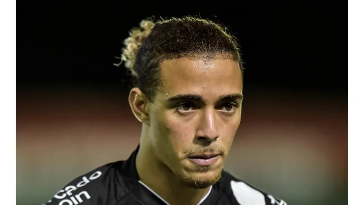 Foto: (Thiago Ribeiro/AGIF) - Figueiredo é baixa certo no Vasco para o clássico contra o Fluminense