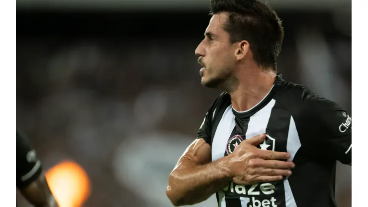 Jorge Rodrigues/AGIF- Gabriel Pires, meio-campista do Botafogo