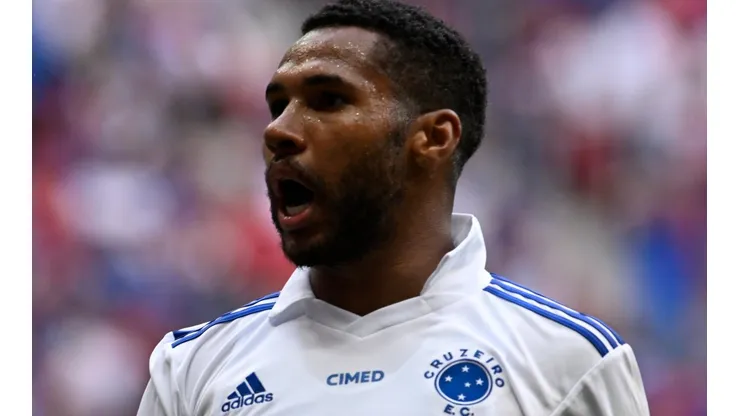 Foto: Mateus Bonomi/AGIF - Cruzeiro quer substituto para Wesley