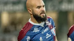 Foto: Robson Mafra/AGIF - Zé Welison 'ganhou' um concorrente a menos no Fortaleza