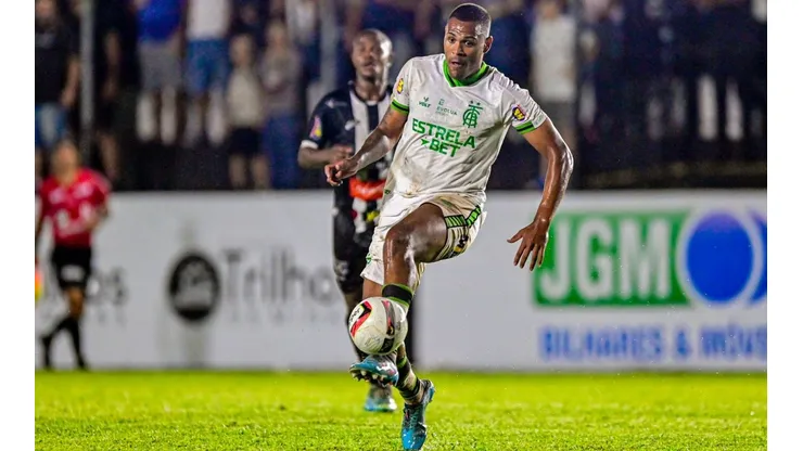 Foto: Mourão Panda/América-MG - Mikael estreou no América-MG