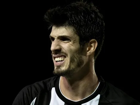 Botafogo toma decisão sobre permanência de Lucas Piazon