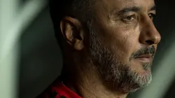 Foto: Jorge Rodrigues/AGIF - Vítor Pereira autorizou negociação de Marinho, fora dos planos no Flamengo