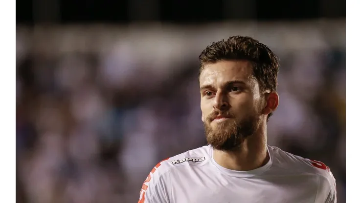 Marcello Zambrana/AGIF. Lucas Lima foi anunciado pelo Santos
