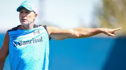 FOTO: LUCAS UEBEL/GREMIO FBPA - Renato não levou Ferreira para viagem a Caxias do Sul