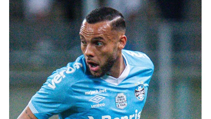 Foto: Maxi Franzoi/AGIF - Guilherme não segue mais no Grêmio em 2023.