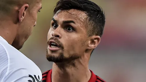 Foto: Thiago Ribeiro/AGIF - Michael chamou a atenção horas antes de enfrentar o Flamengo.