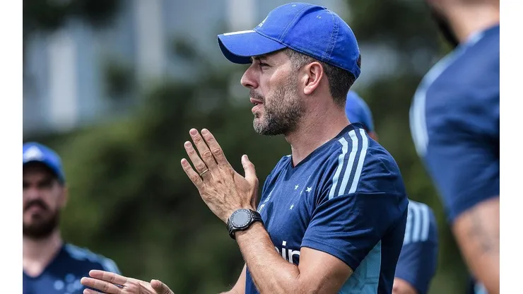 Foto: Gustavo Aleixo/Cruzeiro/Divulgação - Pezzolano: técnico detalhou convivência com elenco do Cabuloso