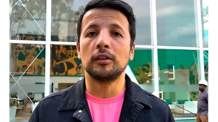 André Hernan revelou que Giay foi aplaudido por Abel e o banco do Palmeiras contra Inter - Foto: Reprodução/YouTube