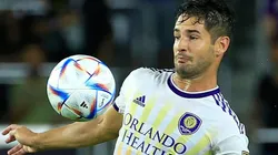 (Photo by Mike Ehrmann/Getty Images) - Pato pode retornar ao Brasil.