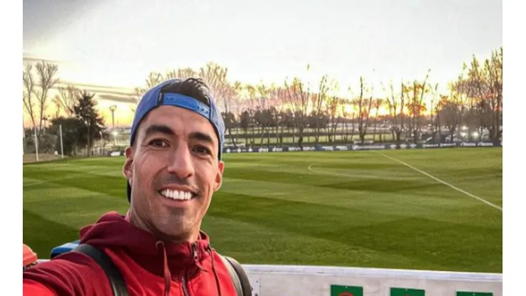 Suárez, atualmente, joga pelo Grêmio