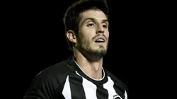 Foto: Jorge Rodrigues/AGIF - Lucas Piazon foi titular contra o Boavista