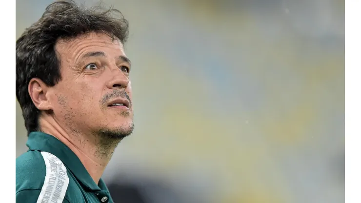 Diniz 'entrega tudo' e expõe bastidores do Fluminense após pênalti de Calegari