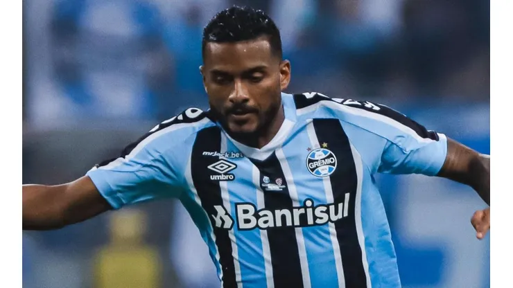 Foto: Maxi Franzoi/AGIF - Reinaldo vem sendo criticado neste início pelo Grêmio.