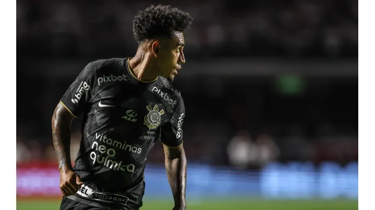 Marcello Zambrana/AGIF/ Com mudanças na escalação, Corinthians deve ir com Du Queiroz, Renato Augusto, Adson e + 8 para duelo do Paulistão.