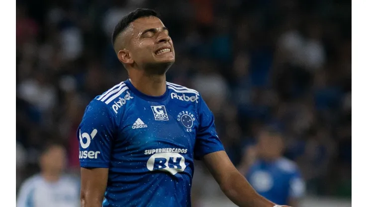 Foto: Fernando Moreno/AGIF - Bruno Rodrigues não evitou a primeira derrota do Cruzeiro no Campeonato Mineiro