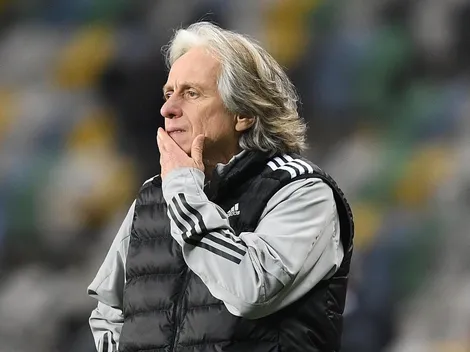 Campeão da Libertadores com Jesus fica perto de transferência e agita Nação