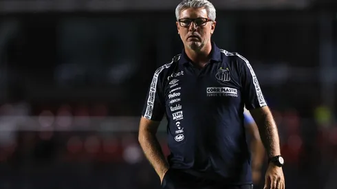 Foto: Marcello Zambrana/AGIF - Titular de Odair Hellmann foi criticado pela torcida