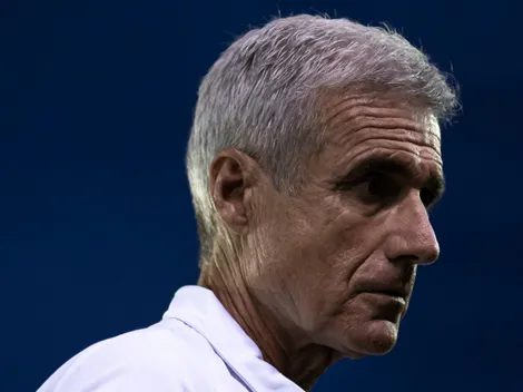 Jornalista traz 'quentinha' sobre titular do Botafogo e Luís Castro recebe aviso