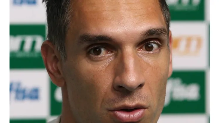  SEM LIMITES! Meio-campista do Palmeiras é ‘sincerão’ ao falar de polêmicas de Abel para Prass
