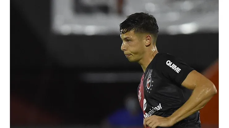 Foto: Luciano Bisbal/Getty Images/Argentina - Capasso: zagueiro negocia com o Vasco