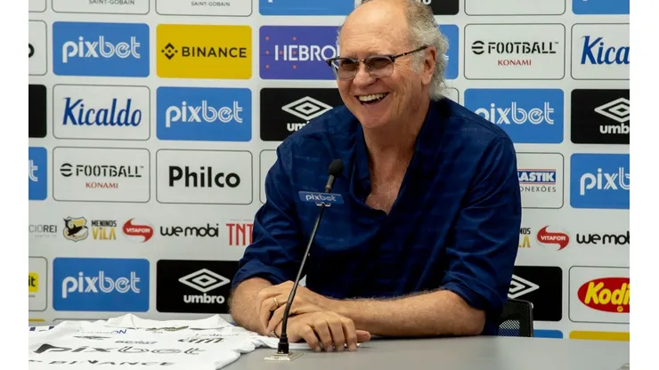 Foto: Ivan Storti/Santos FC - Falcão tenta conseguir reforços para o elenco de Odair Hellmann