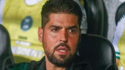 Foto: Gabriel Machado/AGIF - António Oliveira: técnico não conta mais com jogador no Coritiba