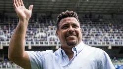 Foto: Gustavo Aleixo/Cruzeiro - Ronaldo prepara chapéu no Atlético