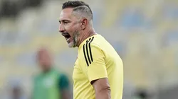 Foto: Thiago Ribeiro/AGIF - Vítor Pereira: técnico foi rebatido por torcedores do Flamengo