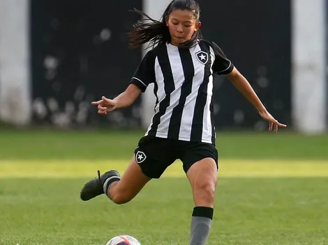 Ana Yamada recebe convocação para time inusitado por destaque no Botafogo