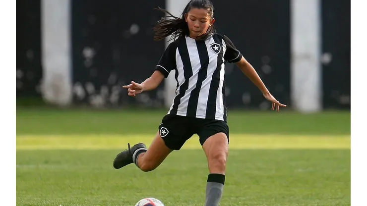 Foto: Divulgação/Botafogo - Ana Paula Yamada recebe convocação