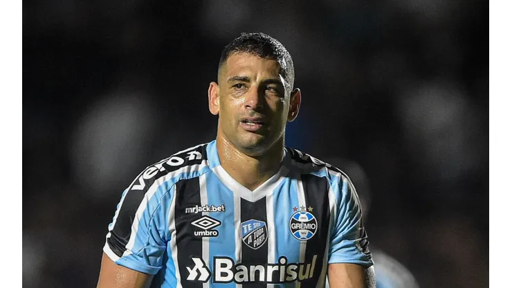 Thiago Ribeiro/AGIF - Diego Souza, atacante do Grêmio