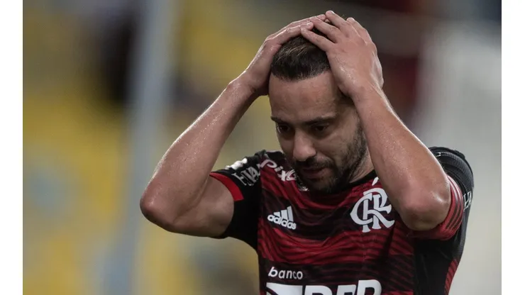Foto: Thiago Ribeiro/AGIF - Éverton Ribeiro fez torcedores discordarem
