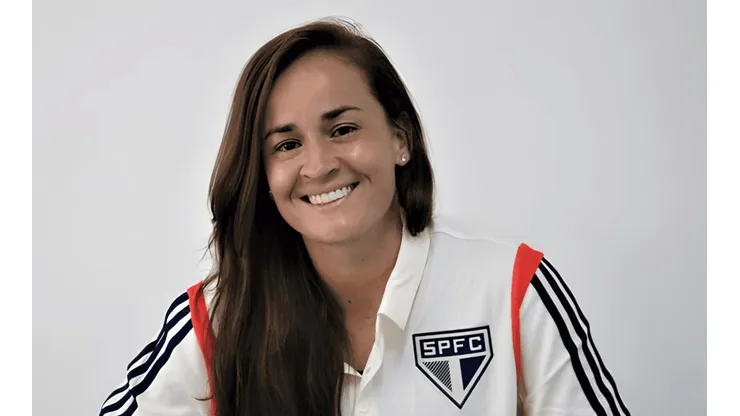 Foto: Reprodução/Site oficial SPFC - Gislaine é a nova jogadora do Fluminense