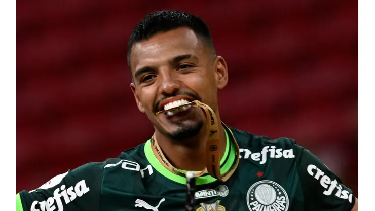 Foto: Mateus Bonomi/AGIF - Menino anotou dois gols na partida, incluindo o último.