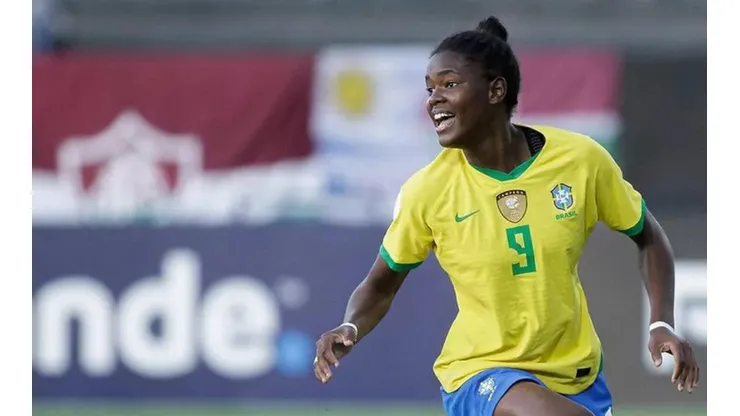 Foto: Adriano Fontes/CBF - Johnson com a camisa da Seleção Brasileira no Sub-17.