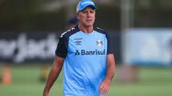 Foto: Lucas Uebel/Grêmio/Divulgação - Renato: técnico entrou em ação nos bastidores