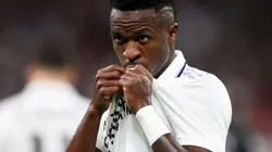 Federação dos Atletas pede à Fifa repostas após ataques a Vini Jr. Imagem: Clive Brunskill / Getty Images.