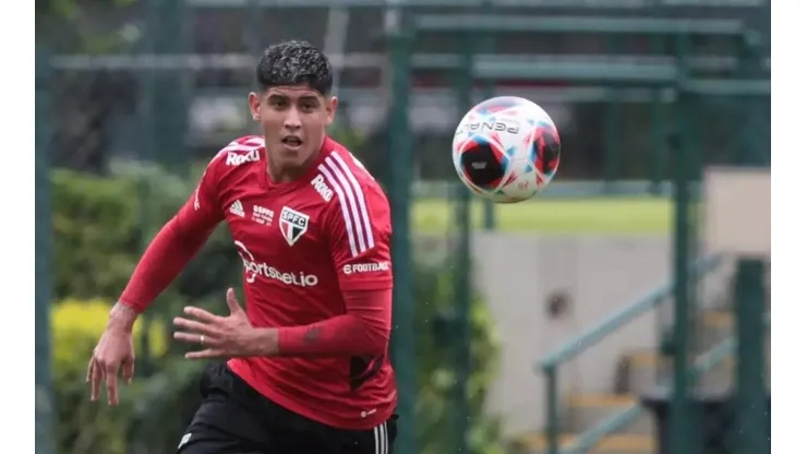 Alan Franco em ação pelo São Paulo - Foto: Site oficial do São Paulo