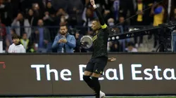 Yasser Bakhsh/Getty Images/ "Não fui avisado..."; Zagueiro 'não se cala' e rebate decisão de Mbappé como capitão no PSG.