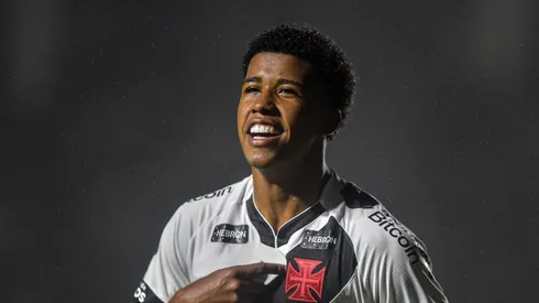 Thiago Ribeiro/AGIF - Andrey e mais uma joia do Vasco são elogiados