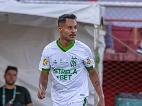 Mateus Gonçalves comemora estreia pelo América-MG com direito a assistência