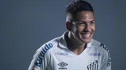 Heber Gomes/AGIF - Angelo está no Santos a sete anos