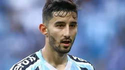 Pedro H. Tesch/AGIF - Villasanti em ação pelo Imortal.