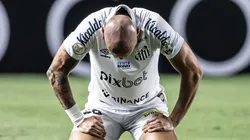 Maicon não vive bom momento no Santos - Foto: Raul Baretta/AGIF