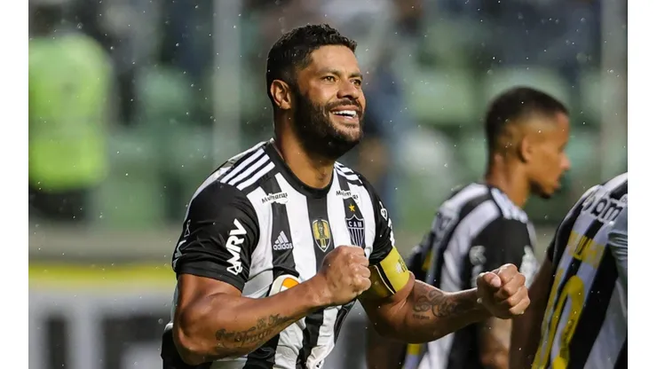Gilson Junio/AGIF - Hulk fez os dois gols do Galo na estreia do Estadual