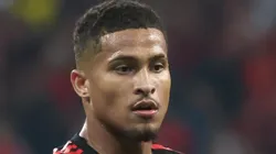 - João Gomes, volante