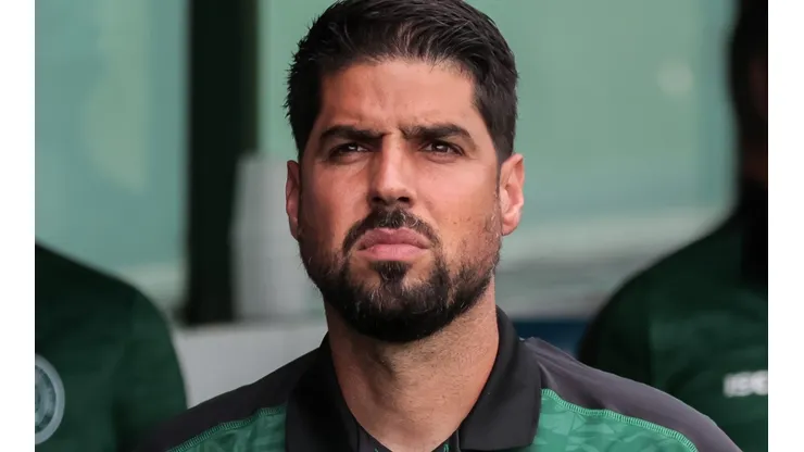 Robson Mafra/AGIF. Antonio Oliveira deve promover mais mudanças no Coritiba