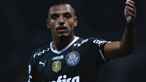 Ettore Chiereguini/AGIF/ Gabriel Menino, Zé Rafael, Raphael Veiga e +8; Abel esboça Palmeiras para primeiro clássico da temporada.